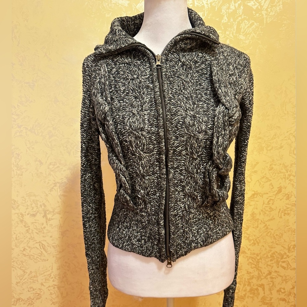 Buffalo Wool Cable sweater is the perfect choice and comfy knitwear this season.